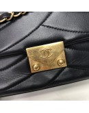 CHANEL Small Pagoda Flap Shoulder Bag in Black Scallop Quilted Lambskin – GHW (Series 21 – Year 2016)