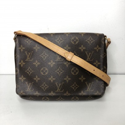 LOUIS VUITTON Monogram Musette Tango Crossbody Bag – GHW
