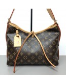 LOUIS VUITTON Monogram CarryAll PM Handbag with Pochette – GHW (Microchip – Year 2025)