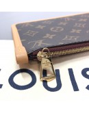 LOUIS VUITTON Monogram CarryAll PM Handbag with Pochette – GHW (Microchip – Year 2025)