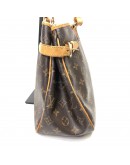 LOUIS VUITTON Monogram Batignolles Horizontal Tote Bag – GHW