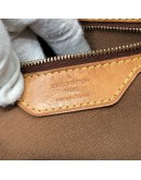 LOUIS VUITTON Monogram Batignolles Horizontal Tote Bag – GHW