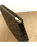 LOUIS VUITTON Monogram Poche Toilette Clutch Bag – GHW