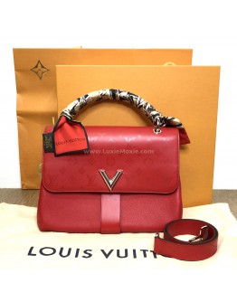 LOUIS VUITTON Very One Handle Bag Monogram Leather in Rubis (Red) with Shoulder Strap – SHW [tied with original LV Silk Twilly]