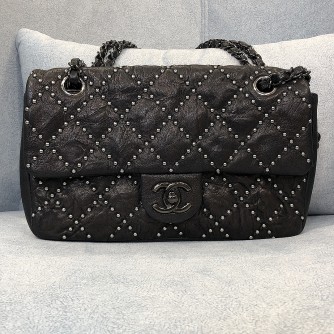 CHANEL Medium Classic Studded Single Flap Bag in Black Aged Calfskin – RHW (19 Series – Paris Dallas 2014 Collection)
