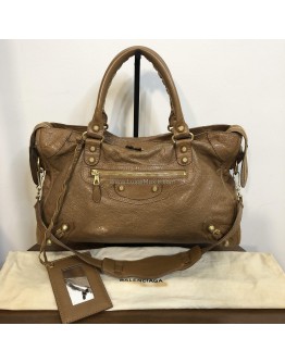 BALENCIAGA Medium Classic City Handbag with Shoulder Strap in Brown Arena Lambskin – GHW
