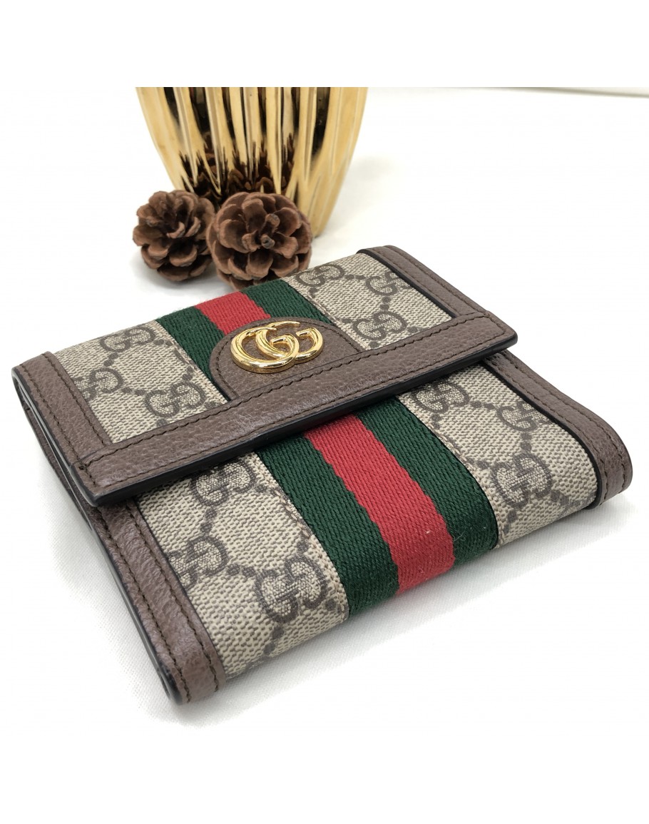 short wallet gucci